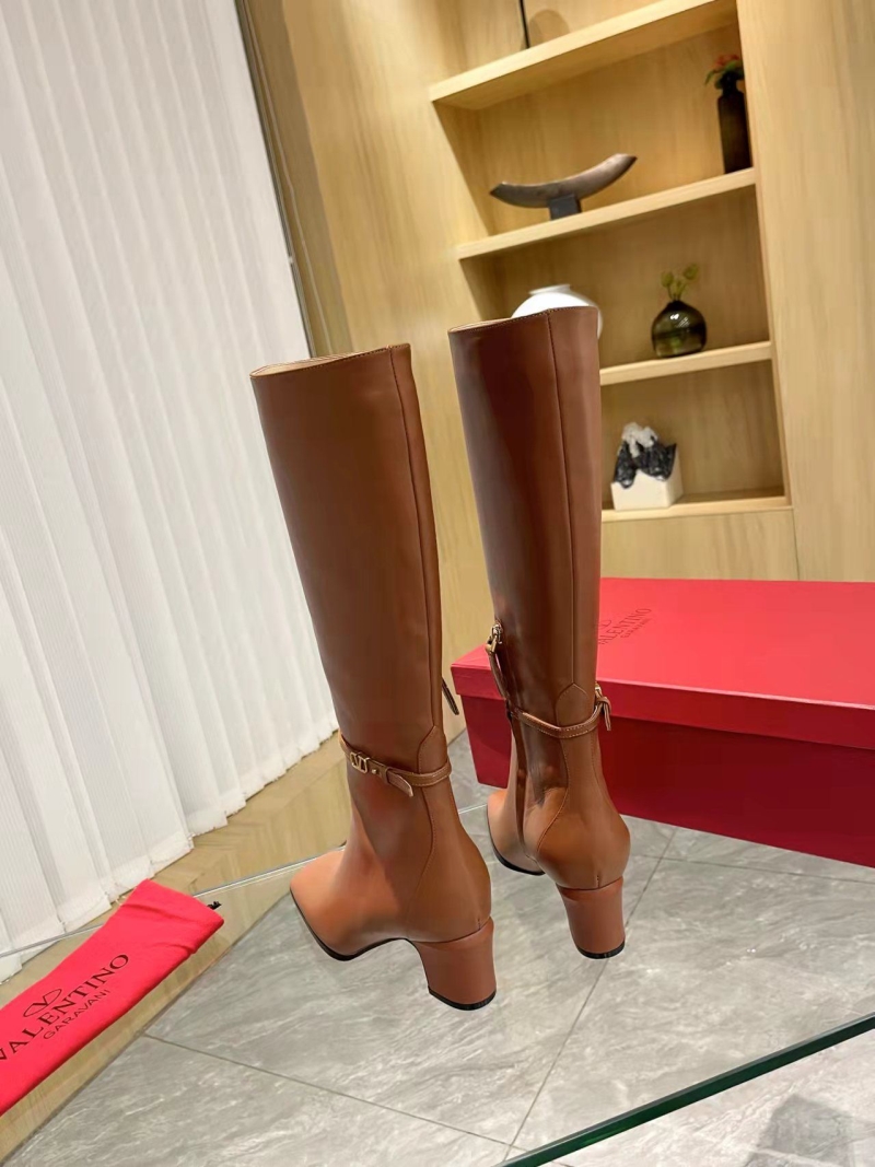 Va1e*ntin0 boots